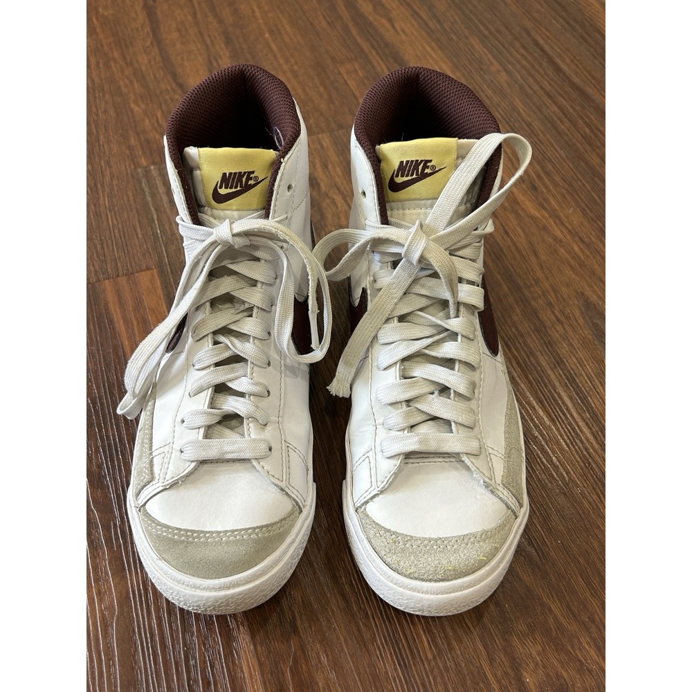Nike Blazer Mid 77 White Team Red Vintage Sneakers Unisex Kids 4Y DA4086-119 - Picture 6 of 15